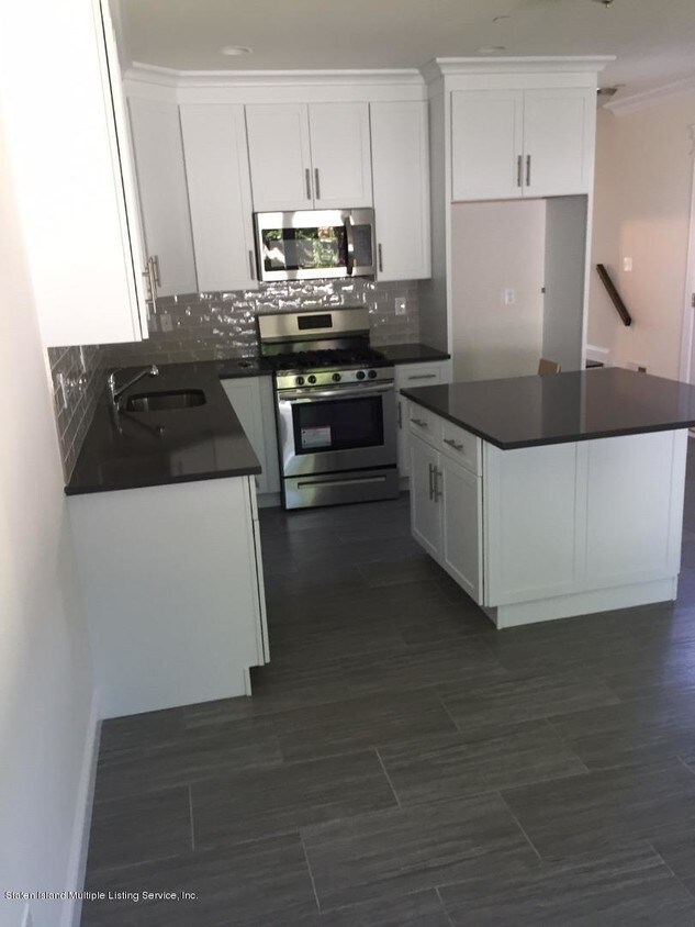 Foto principal - 3801 Amboy Rd