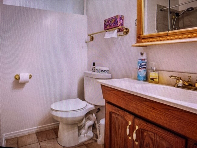 Building Photo - 11639 Hallwood Dr