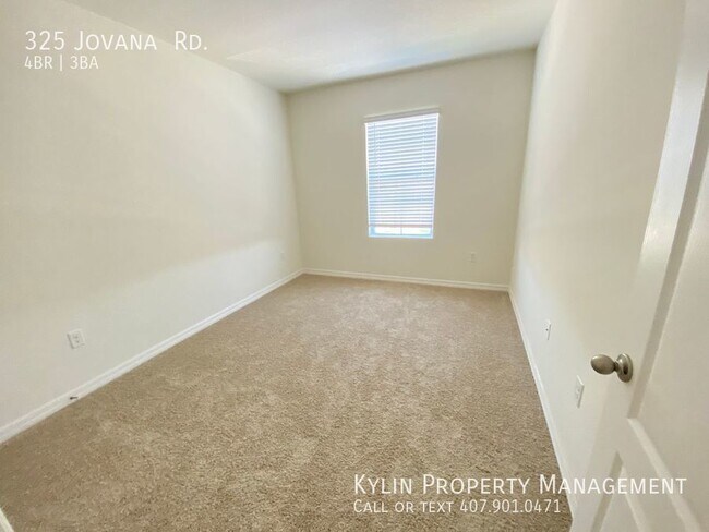 Foto del edificio - 325 Jovana Rd