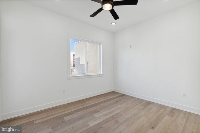 Building Photo - 2449 N 2nd St