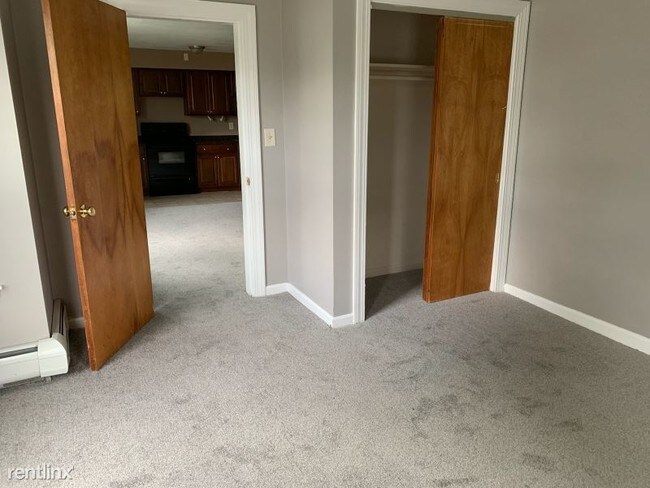 Foto del edificio - 2 br, 1 bath Apartment - 201 Hamilton St
