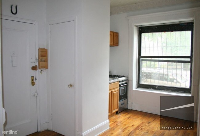 Building Photo - 675 Vanderbilt Ave