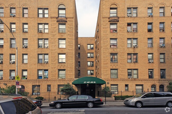 Entrance - 37-60 88th St