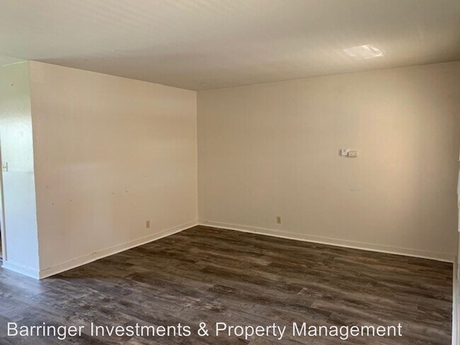 Building Photo - 2 br, 1 bath House - 2325 Raymond Ave