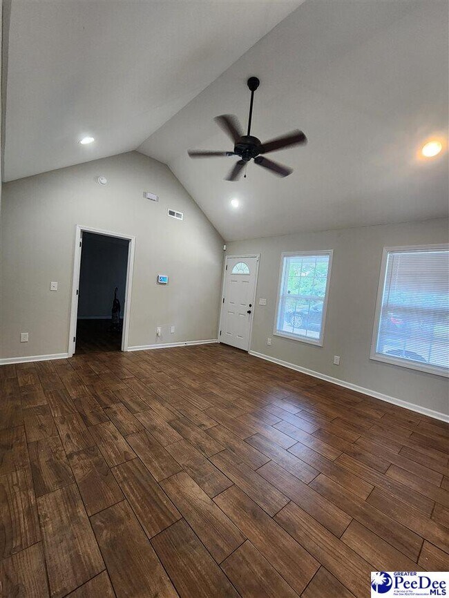 Building Photo - 297 Green Acres Rd
