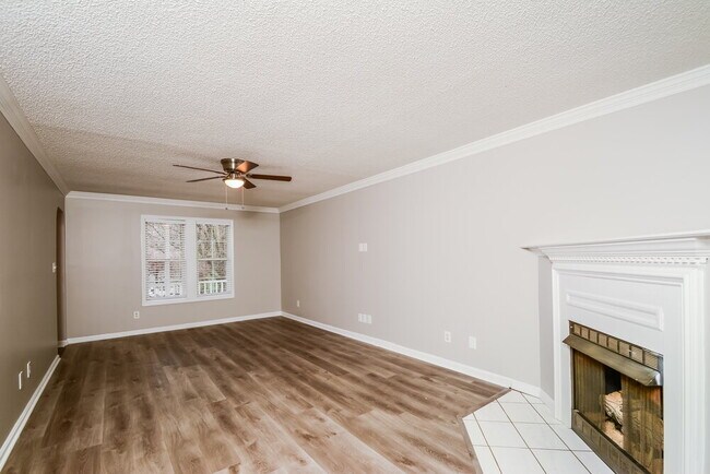 Foto del edificio - 109 S Lintel Dr