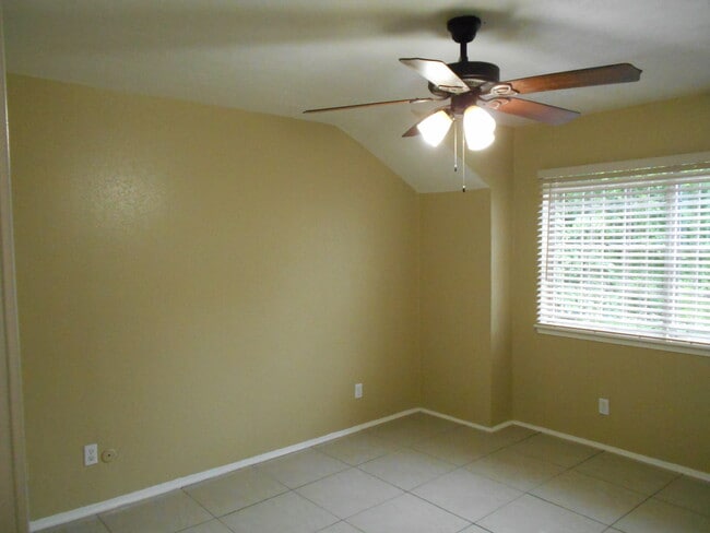 Building Photo - 12447 W Village Dr