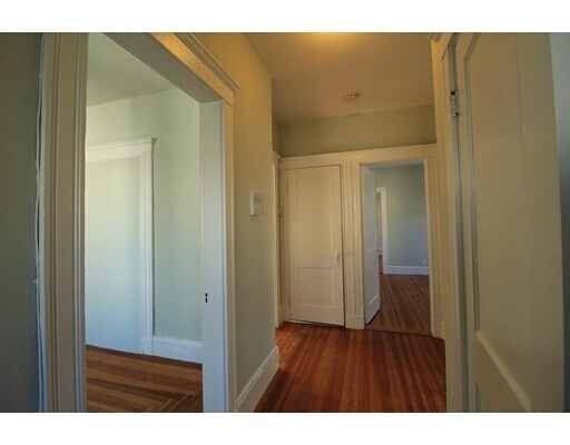 Building Photo - 34 Belknap St