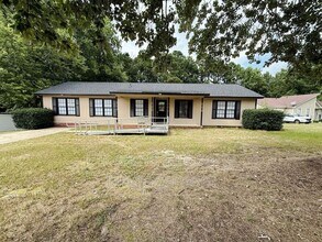 Building Photo - 518 Suffolk Ct