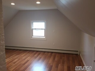 Building Photo - 14 Long Ln