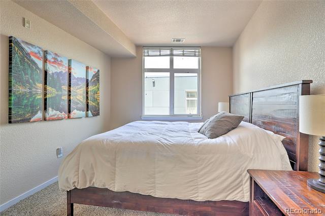 Foto del edificio - 3101 Blake St