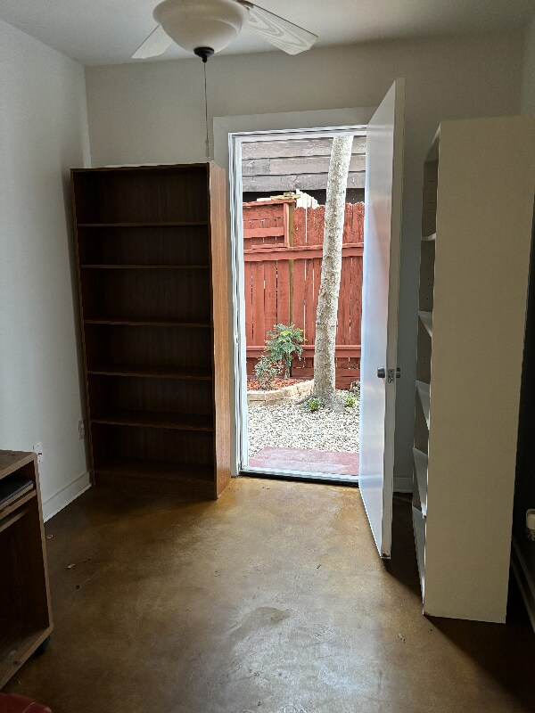 Foto del edificio - 2909 Albany St