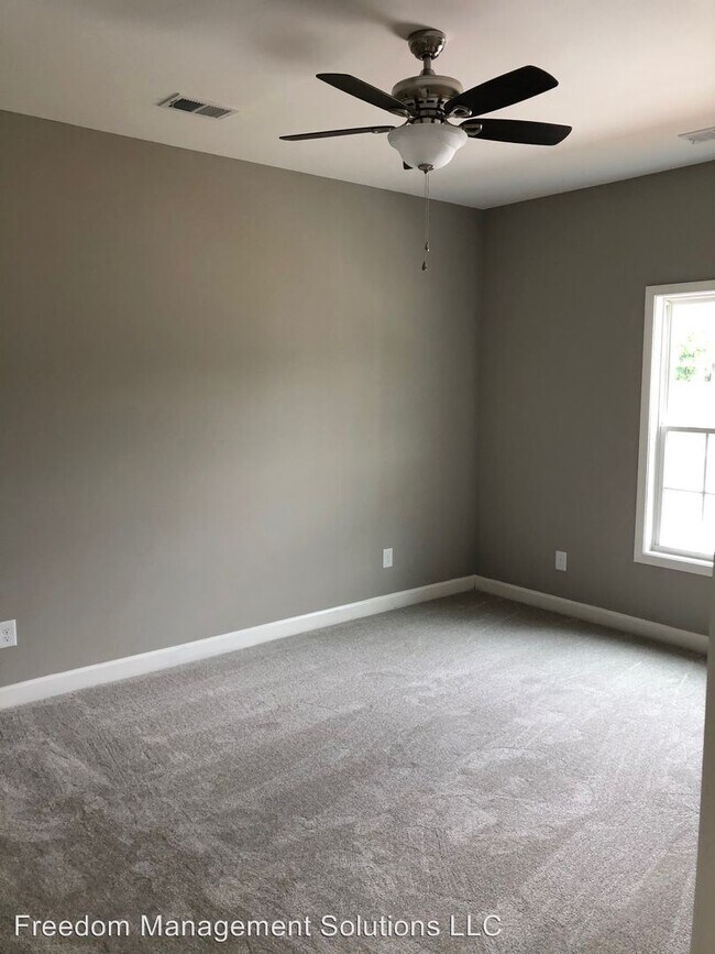 Building Photo - 3 br, 2 bath House - 251 Ash Street