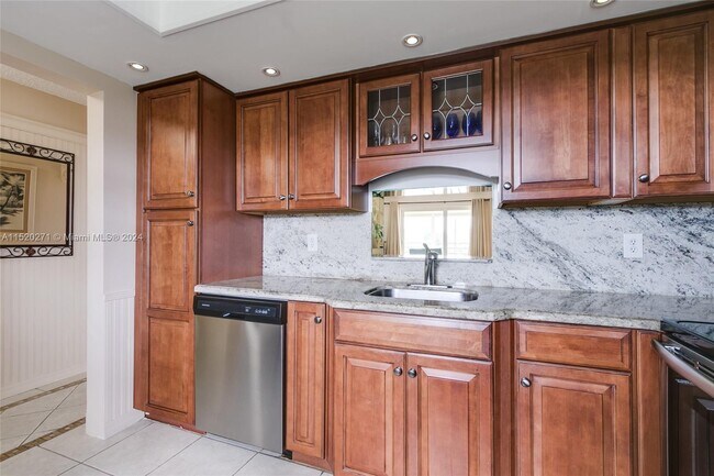 Foto del edificio - 121 SE 3rd Ave