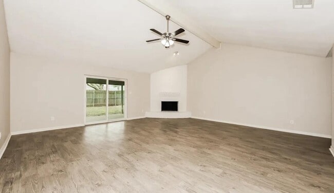 Foto del edificio - 853 Hedgepath Terrace