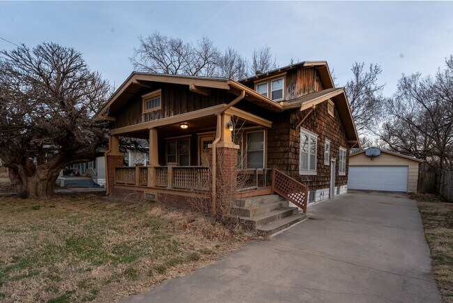 Foto del edificio - Move In Ready Home by Wesley Hospital!