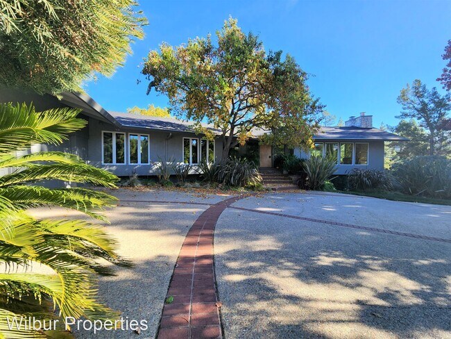 Building Photo - 4 br, 2.5 bath House - 40 Hillbrook Drive