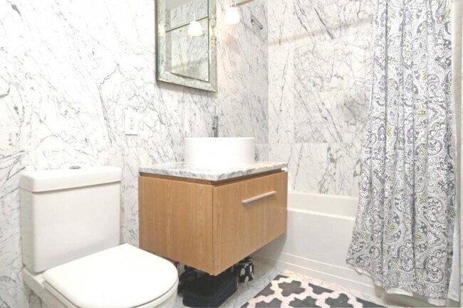 Foto del edificio - 2 bedroom in NEW YORK NY 10005