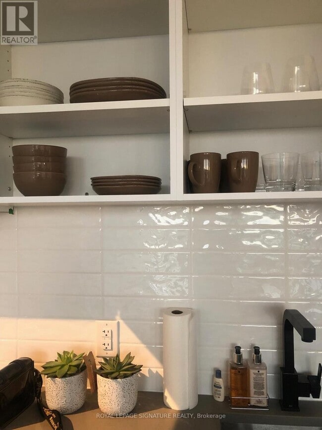 Photo du bâtiment - 7 Smith Crescent