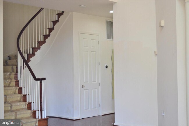 Building Photo - 24104 Stone Springs Blvd
