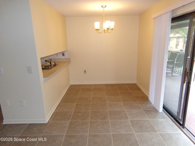 Building Photo - 296 San Juan Cir