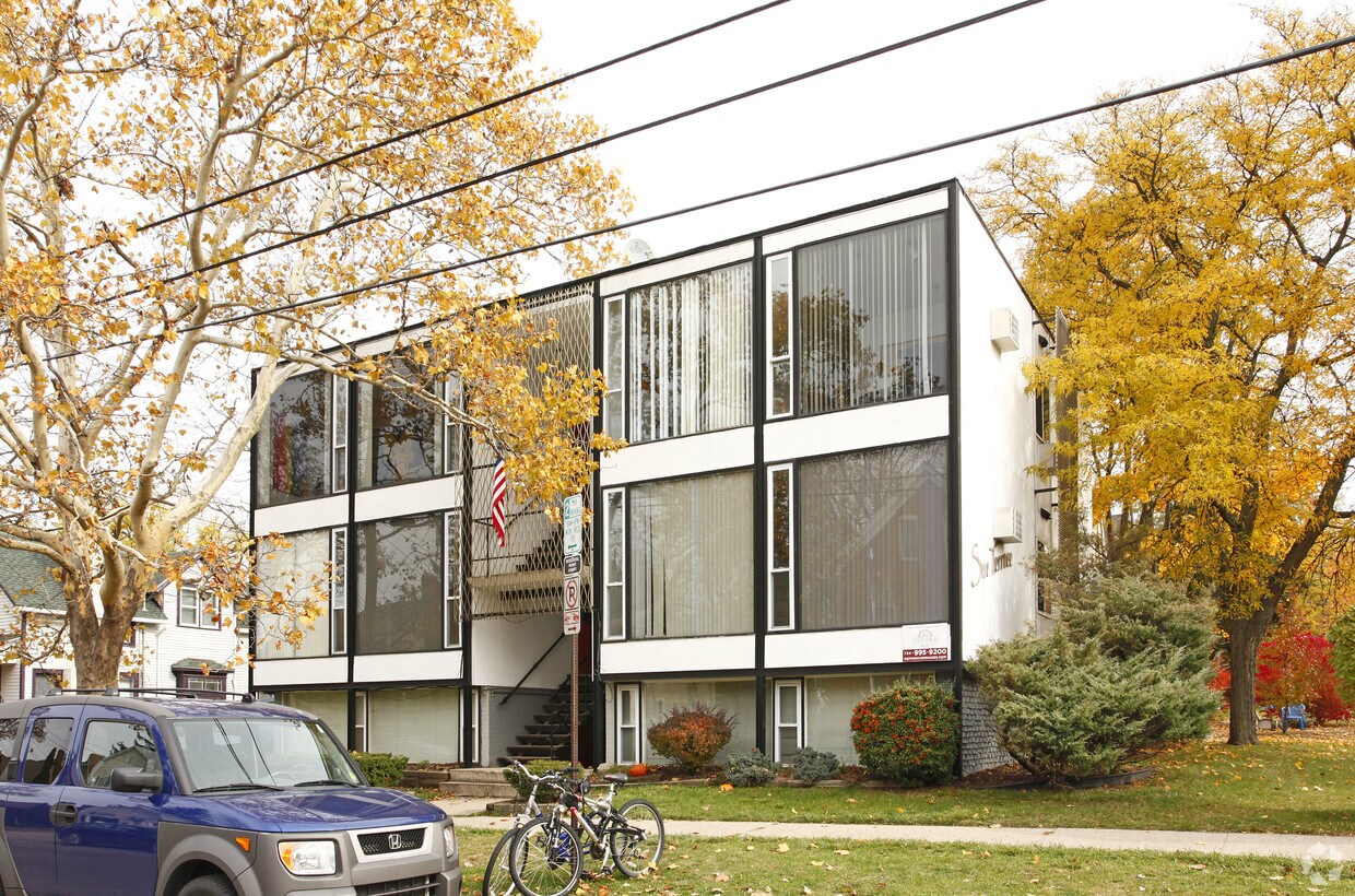 Sun Terrace Apartments Ann Arbor Mi Apartments Com