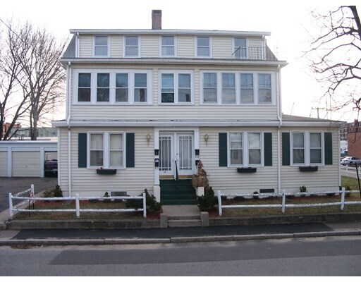Primary Photo - 35 Orne St