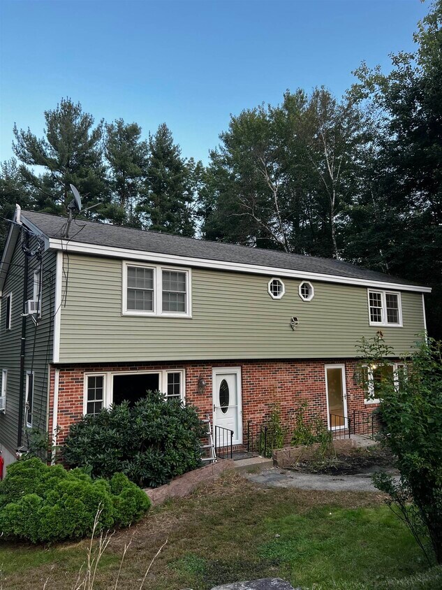 Foto principal - 16 Boulder Dr
