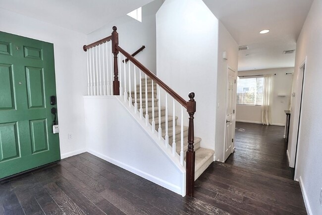 Building Photo - High Demand Park Place Home for Rent!