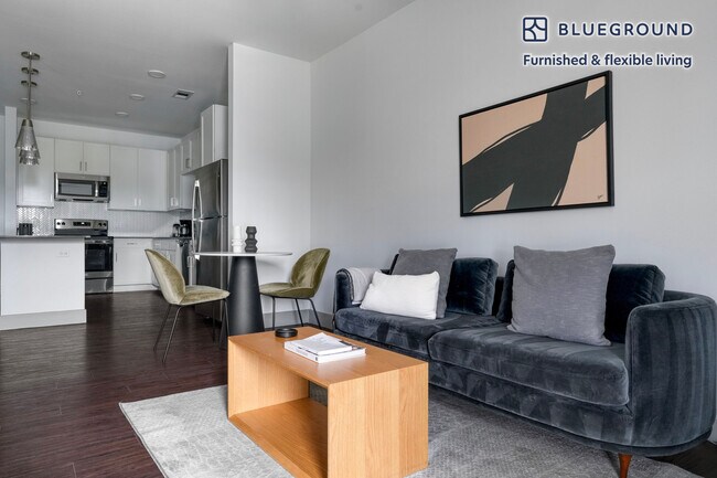 Foto del edificio - 720 Airport Blvd