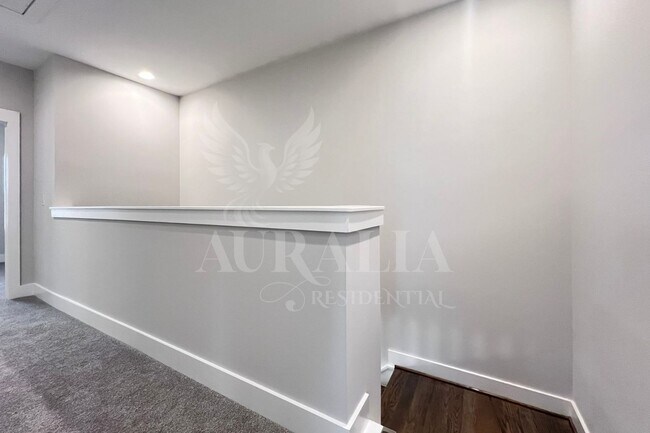 Building Photo - 8520 Silsbee Dr