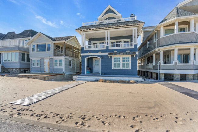 Building Photo - 289 Beach Front