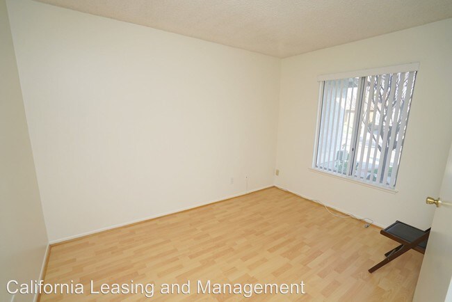 Building Photo - 3 br, 2 bath House - 25803 Olivas Park Road