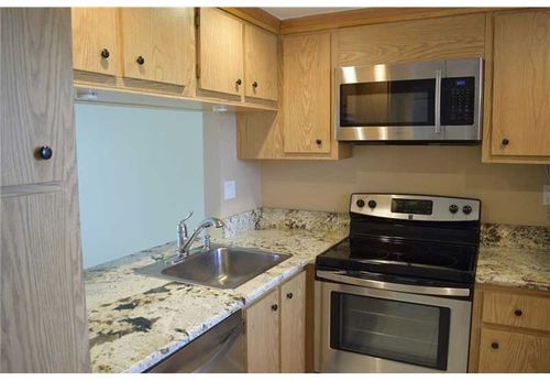Foto del edificio - 9460 Tangerine Pl