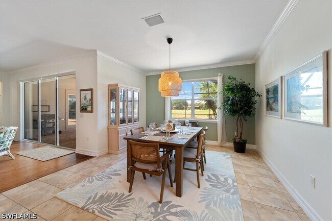 Building Photo - 6140 Victory Dr