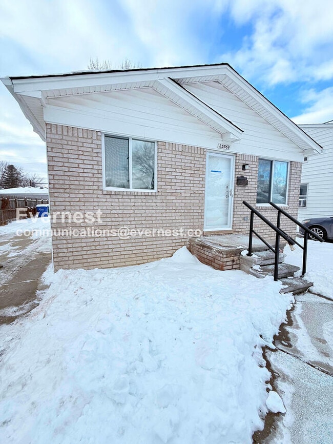 Building Photo - 23569 Stewart Ave