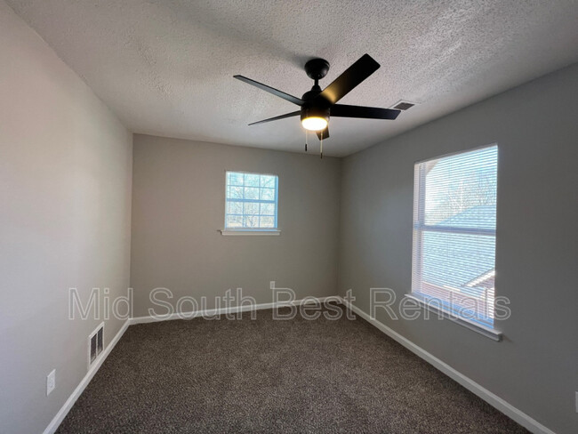 Foto del edificio - 4631 Addington Dr