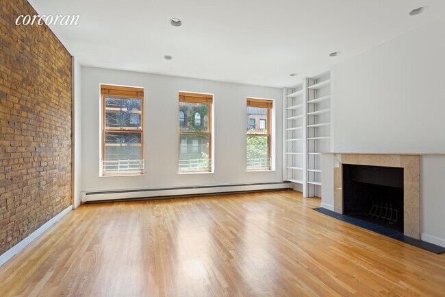 Foto del edificio - 21 E 93rd St
