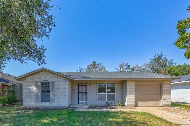 Building Photo - 12938 S Coast Dr