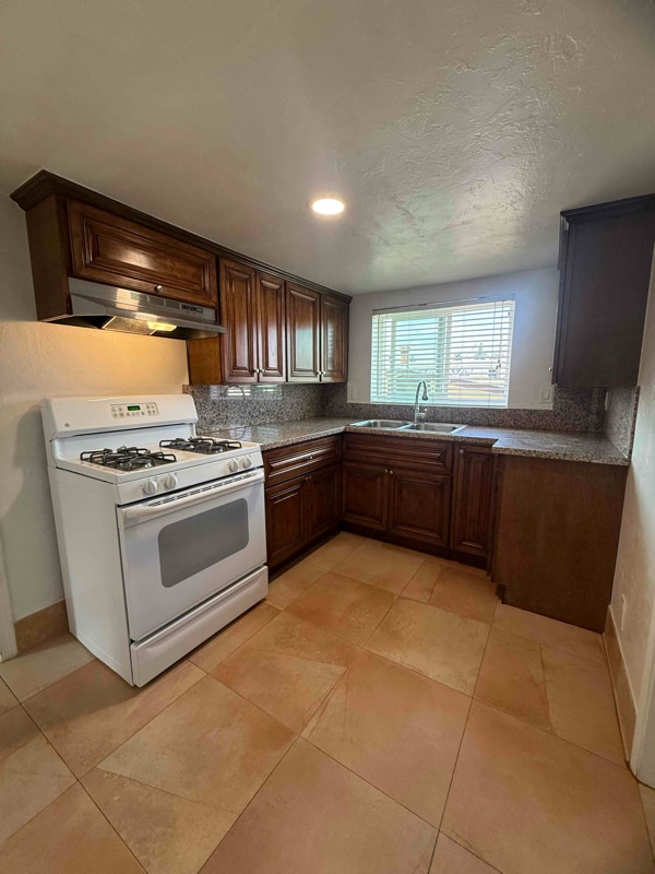 Photo - 7237 Milton Ave Apartment