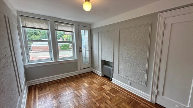 Building Photo - 539 W 232nd St