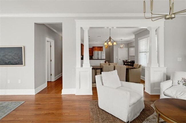 Building Photo - 372 Clifford Ave NE