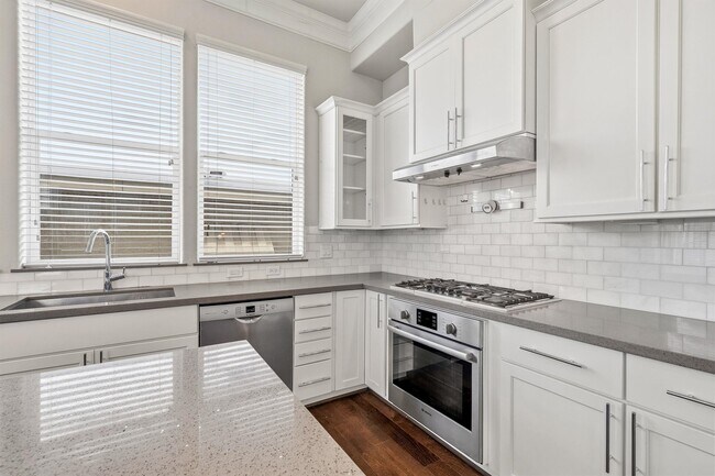 Foto del edificio - 9614 Riddlewood Ln