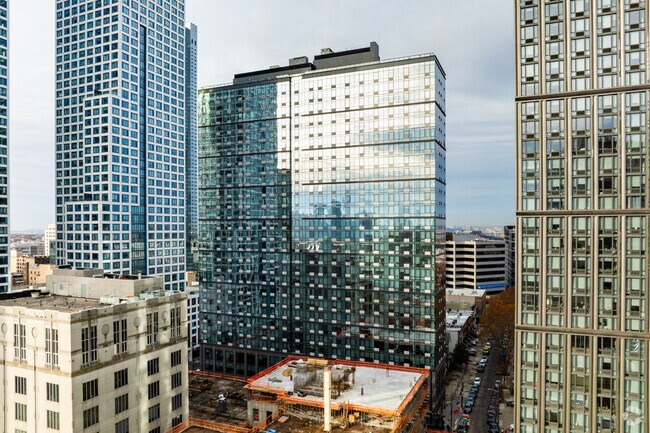 9 Granja - CMPND 9 Homestead