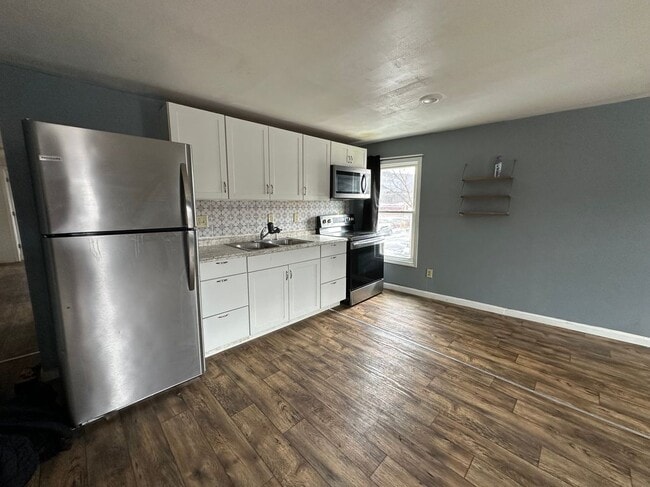 Building Photo - 107 W Pulteney St