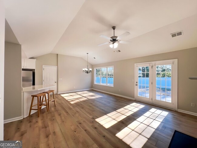 Building Photo - 220 Brookstone Dr SW