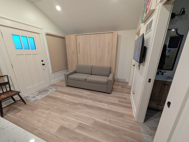 Foto del edificio - Adorable 1BR Studio Apartment near NCSU