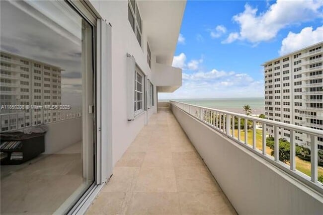 Foto del edificio - 199 Ocean Ln Dr