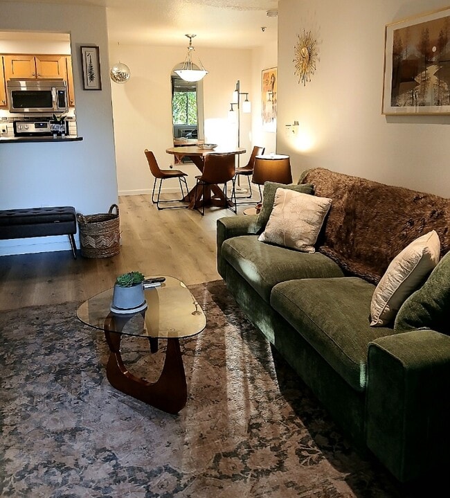 Foto del edificio - 720 NW 185th Ave