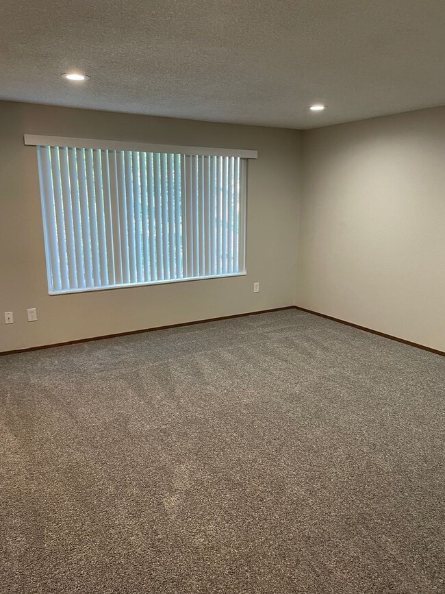 Foto del edificio - 9014 10th Pl SE